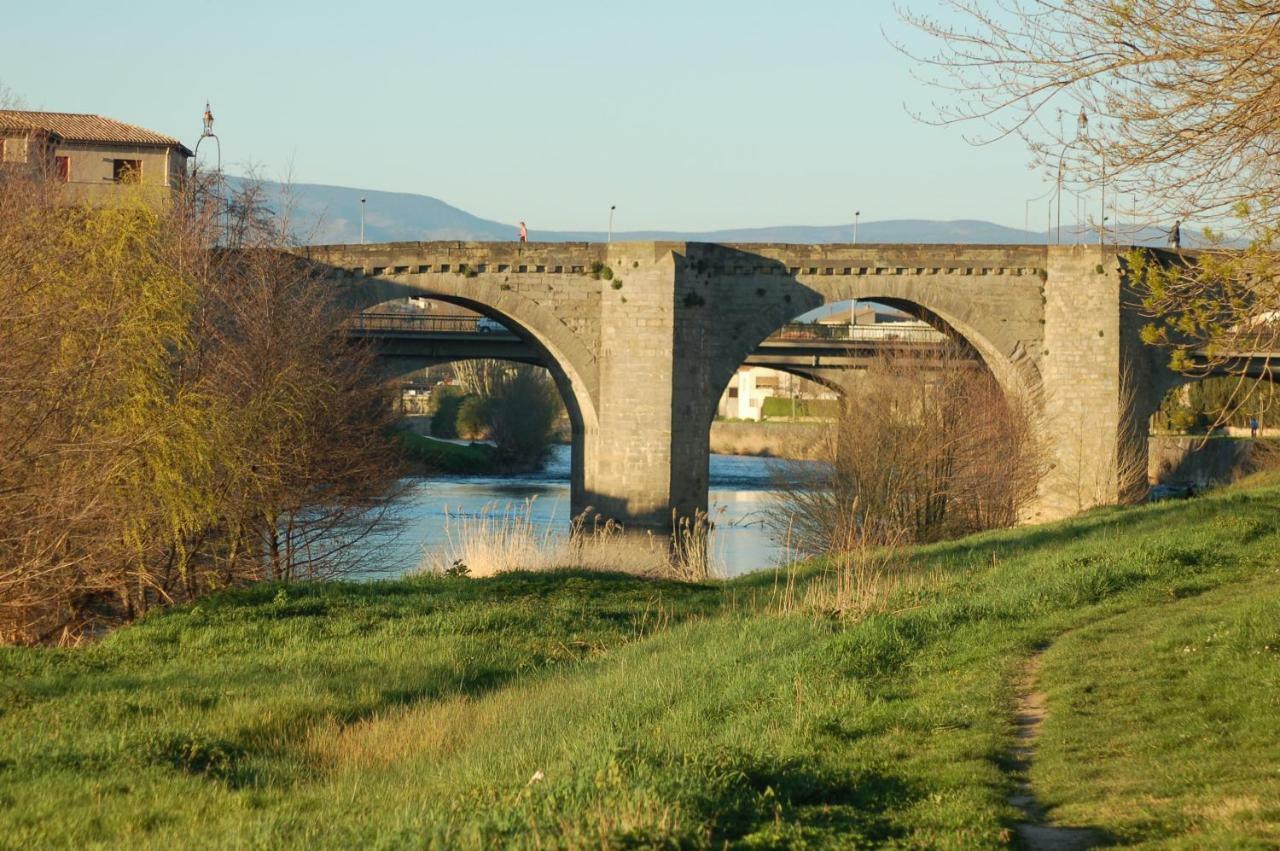 Maison Des Remparts Nichee Sous La Cite Carcassonne Exteriör bild